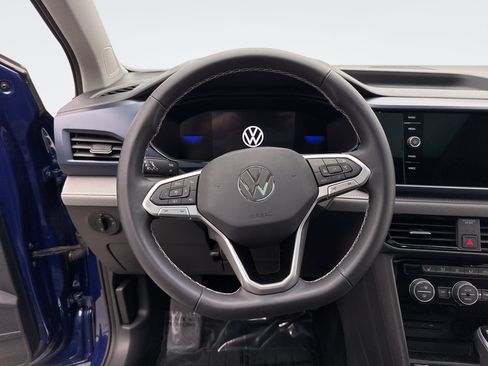 Used 2024 Volkswagen Taos SE FWD image 12