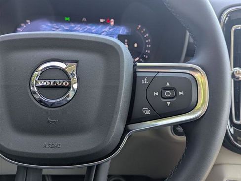 Used 2026 Volvo XC40 B5 Plus w/ Protection Package Premier AWD/4WD image 14