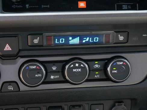 Certified 2019 Toyota Tacoma TRD Sport w/ TRD Premium Sport Package AWD/4WD image 19