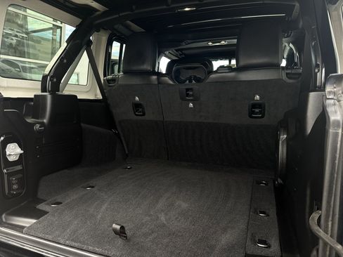 Used 2021 Jeep Wrangler Unlimited Sahara image 25