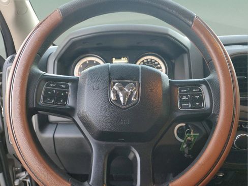 Used 2017 RAM 1500 Express w/ Express Value Package image 21