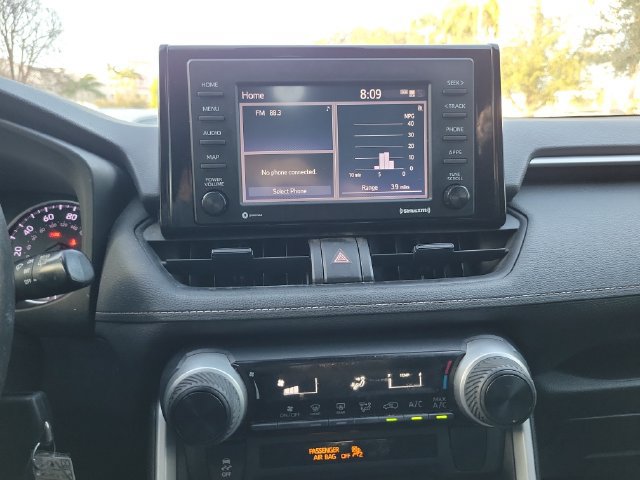 Used 2021 Toyota RAV4 LE FWD image 19