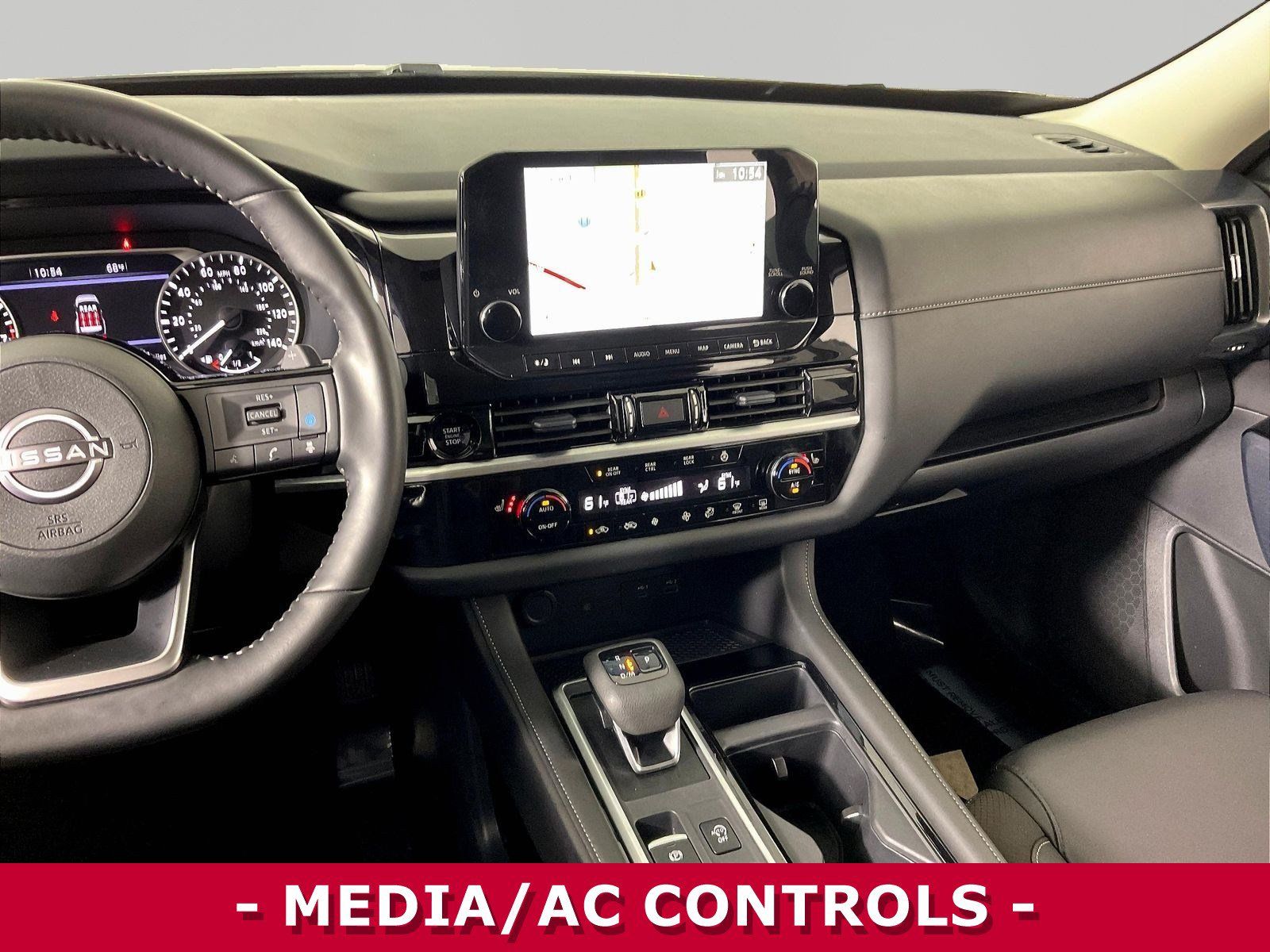 Certified 2025 Nissan Pathfinder SL FWD image 9