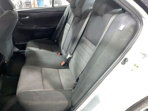 Used 2015 Toyota Camry LE FWD image 21