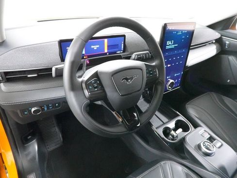 Used 2022 Ford Mustang Mach-E Premium AWD/4WD image 27
