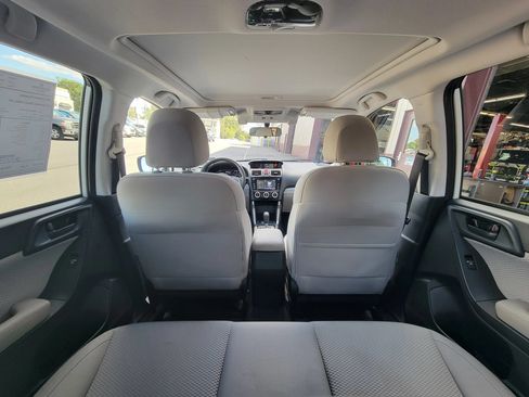 Used 2018 Subaru Forester 2.5i Premium AWD/4WD image 14