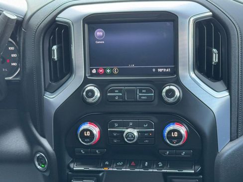 Used 2020 GMC Sierra 1500 Elevation w/ Elevation Value Package AWD/4WD image 16