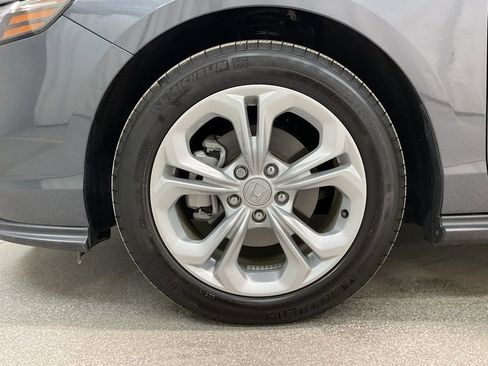Certified 2025 Honda Accord LX image 32