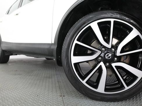 Used 2017 Nissan Rogue Sport SL AWD/4WD image 17