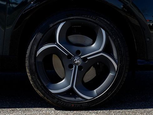 New 2026 Alfa Romeo Tonale w/ Active Assist Package image 12