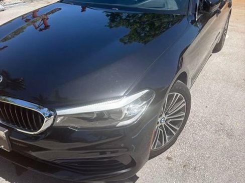 Used 2018 BMW 530i w/ Premium Package RWD image 11