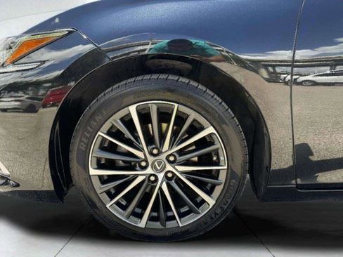 Used 2022 Lexus ES 250 w/ Premium Package AWD/4WD image 55