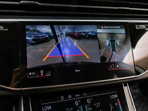 Used 2023 Audi Q8 Premium Plus w/ Premium Plus Package image 27