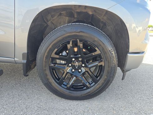 Used 2024 Chevrolet Silverado 1500 Custom RWD image 28