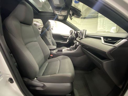 Used 2023 Toyota RAV4 SE w/ Weather & Moonroof Package AWD/4WD image 29