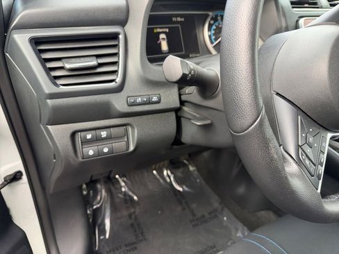 Used 2025 Nissan Leaf SV Plus image 15