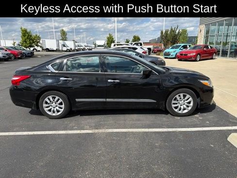 Used 2017 Nissan Altima 2.5 S w/ Power Driver Seat Package FWD image 2