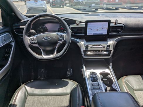 Used 2023 Ford Explorer Timberline w/ Timberline Technology Package AWD/4WD image 29