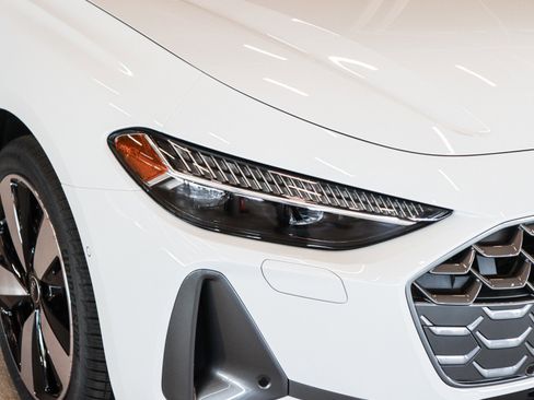 New 2025 Audi A5 2.0T Premium Plus image 28