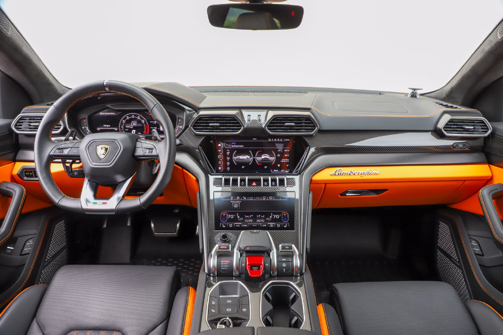 Used 2024 Lamborghini Urus S AWD/4WD image 4