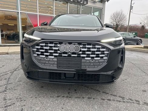 New 2025 Audi Q5 Prestige image 8