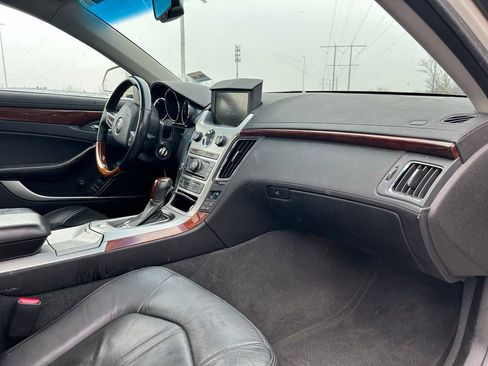 Used 2010 Cadillac CTS Premium image 12