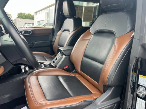 Used 2024 Ford Bronco Outer Banks AWD/4WD image 30