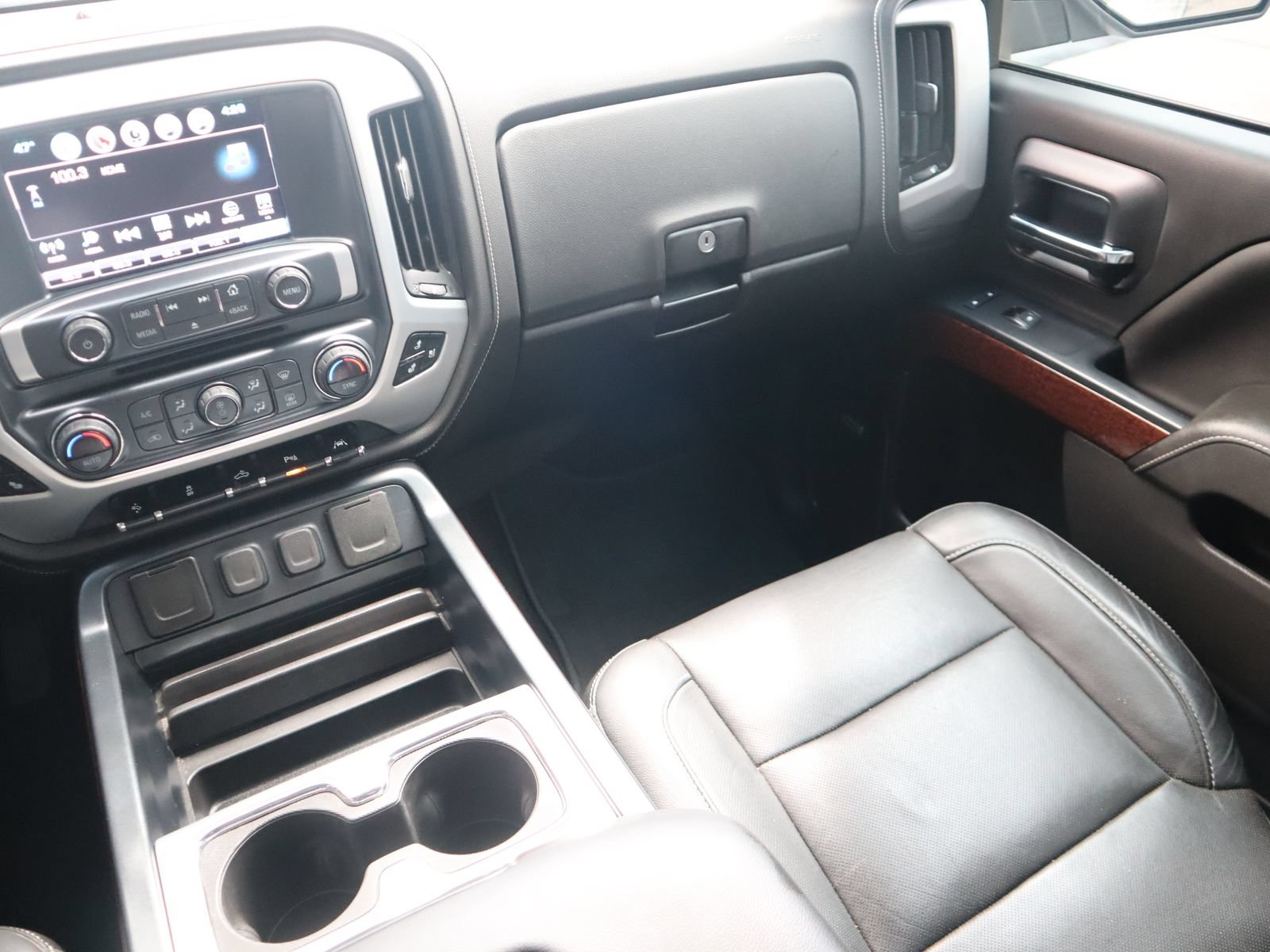 Used 2018 GMC Sierra 1500 SLT AWD/4WD image 33