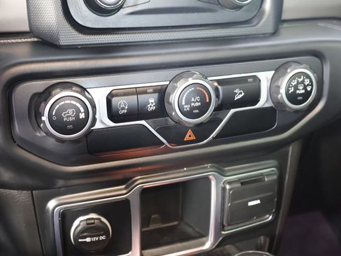 Used 2020 Jeep Wrangler Unlimited Sport AWD/4WD image 34