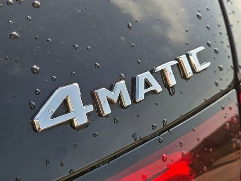 Used 2026 Mercedes-Benz GLC 300 4MATIC image 11