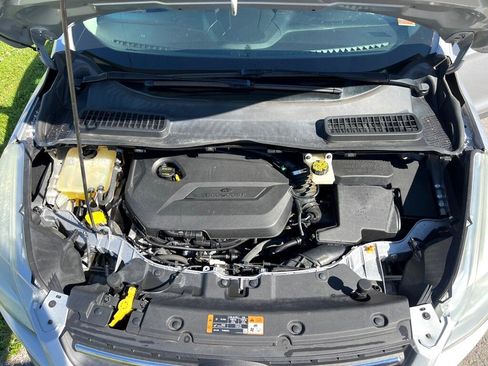 Used 2014 Ford Escape SE image 21