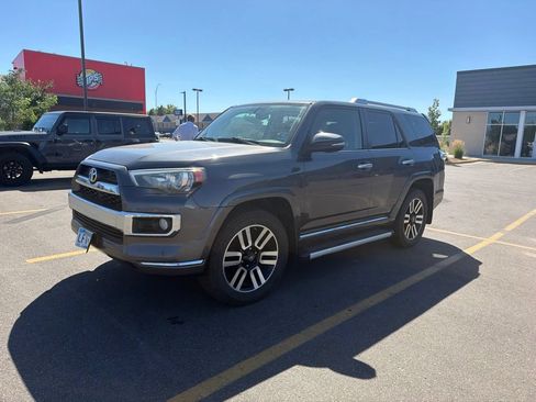 Used 2017 Toyota 4Runner Limited AWD/4WD image 9