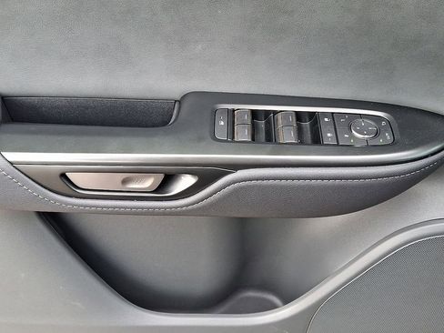 Used 2025 Lexus RZ 450e image 12