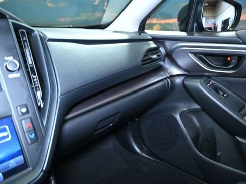 Certified 2025 Subaru Impreza 2.0i image 35