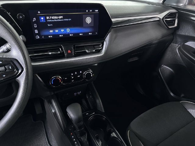 Used 2026 Chevrolet TrailBlazer LS w/ LS Convenience Package FWD image 36