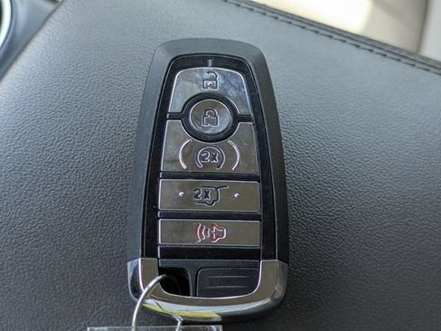 Used 2020 Lincoln Nautilus FWD w/ Equipment Group 101A image 28