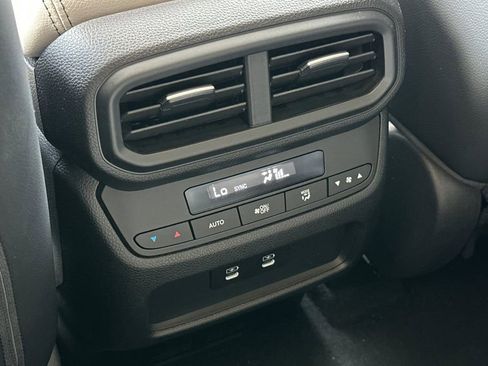New 2026 Honda Pilot Touring image 14