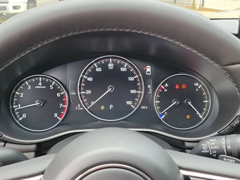 New 2026 MAZDA MAZDA3 Hatchback w/Premium Plus Pkg image 25