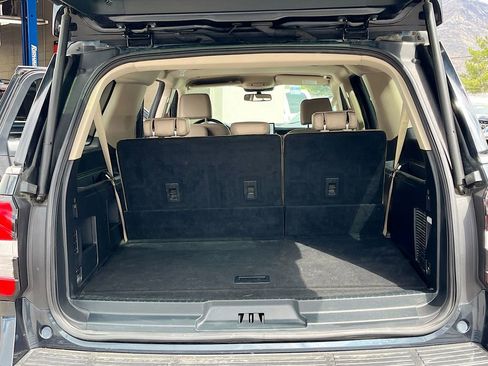 Used 2023 Ford Expedition Max XLT AWD/4WD image 26