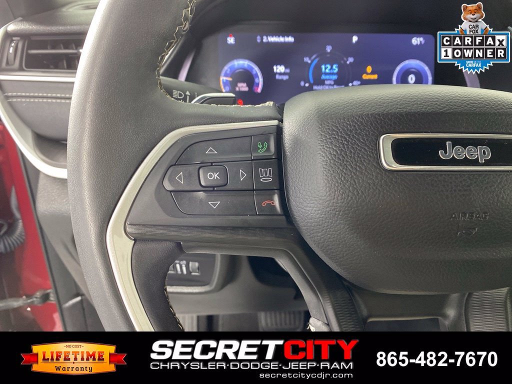Used 2023 Jeep Grand Cherokee L Laredo AWD/4WD image 14