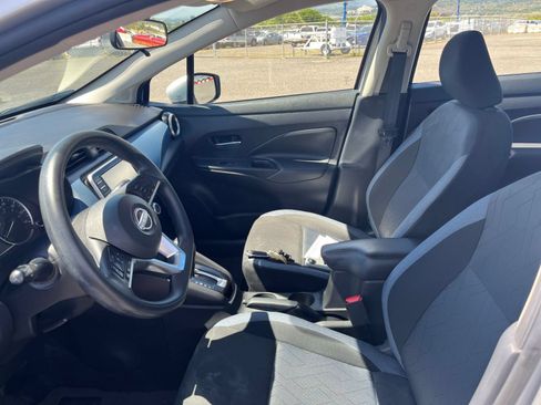 Used 2025 Nissan Versa SV FWD image 22