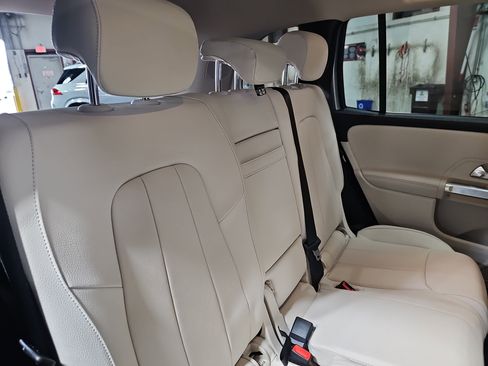 New 2026 Mercedes-Benz GLB 250 image 12