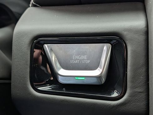 New 2026 GMC Yukon AT4 Ultimate AWD/4WD image 16