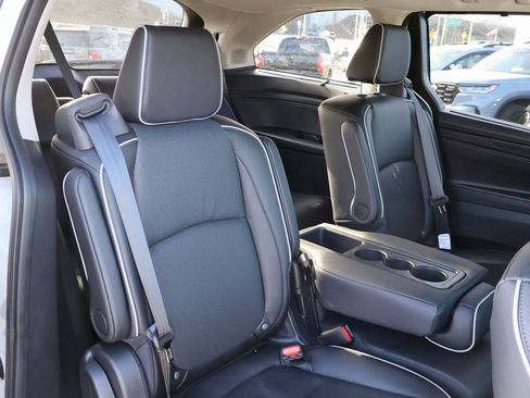 New 2026 Honda Odyssey Elite image 7