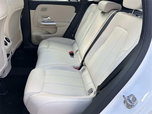 New 2026 Mercedes-Benz GLA 250 4MATIC image 9