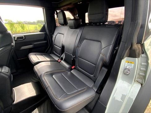 Used 2022 Ford Bronco Badlands image 25