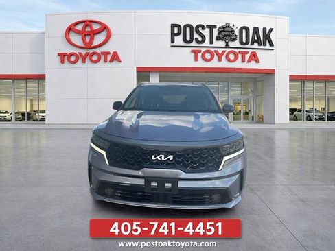 Used 2023 Kia Sorento SX AWD/4WD image 2