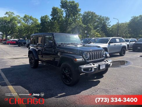Certified 2025 Jeep Wrangler Unlimited Sahara w/ Safety Group AWD/4WD image 1