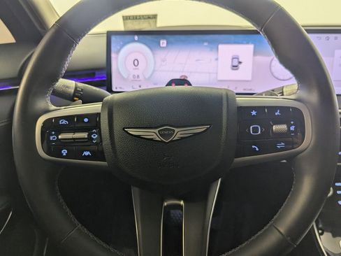 Used 2026 Genesis GV70 2.5T AWD/4WD image 18