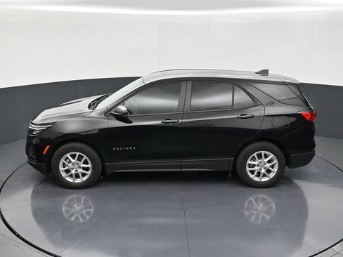 Used 2024 Chevrolet Equinox LS FWD image 13